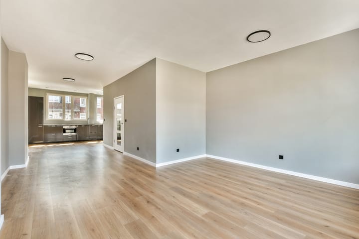 Foto 13 van Bas Jungeriusstraat 74-C