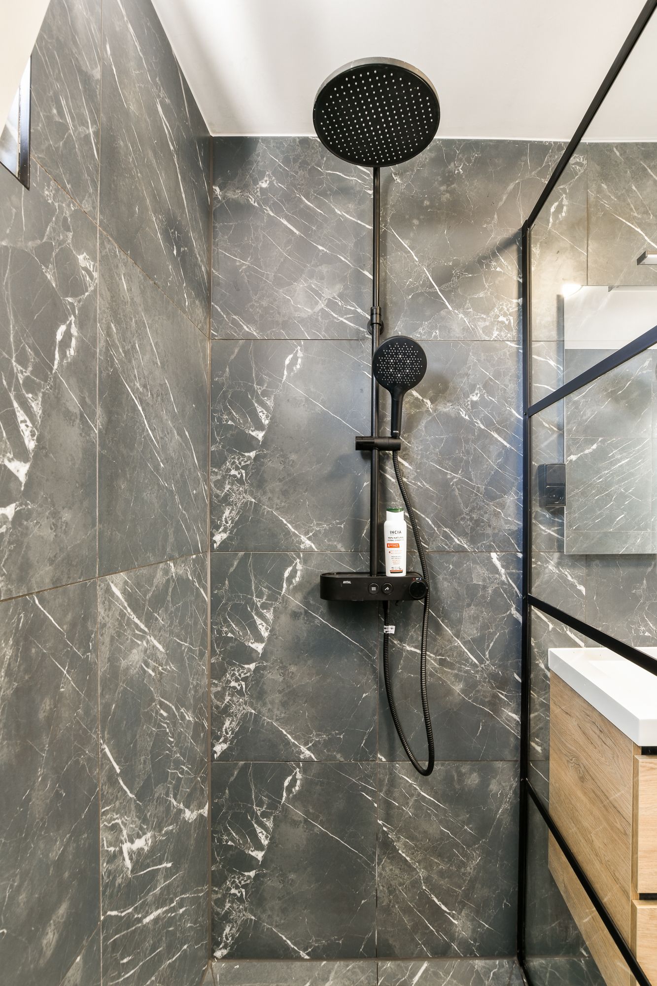 Foto 27 van Bas Jungeriusstraat 74-C