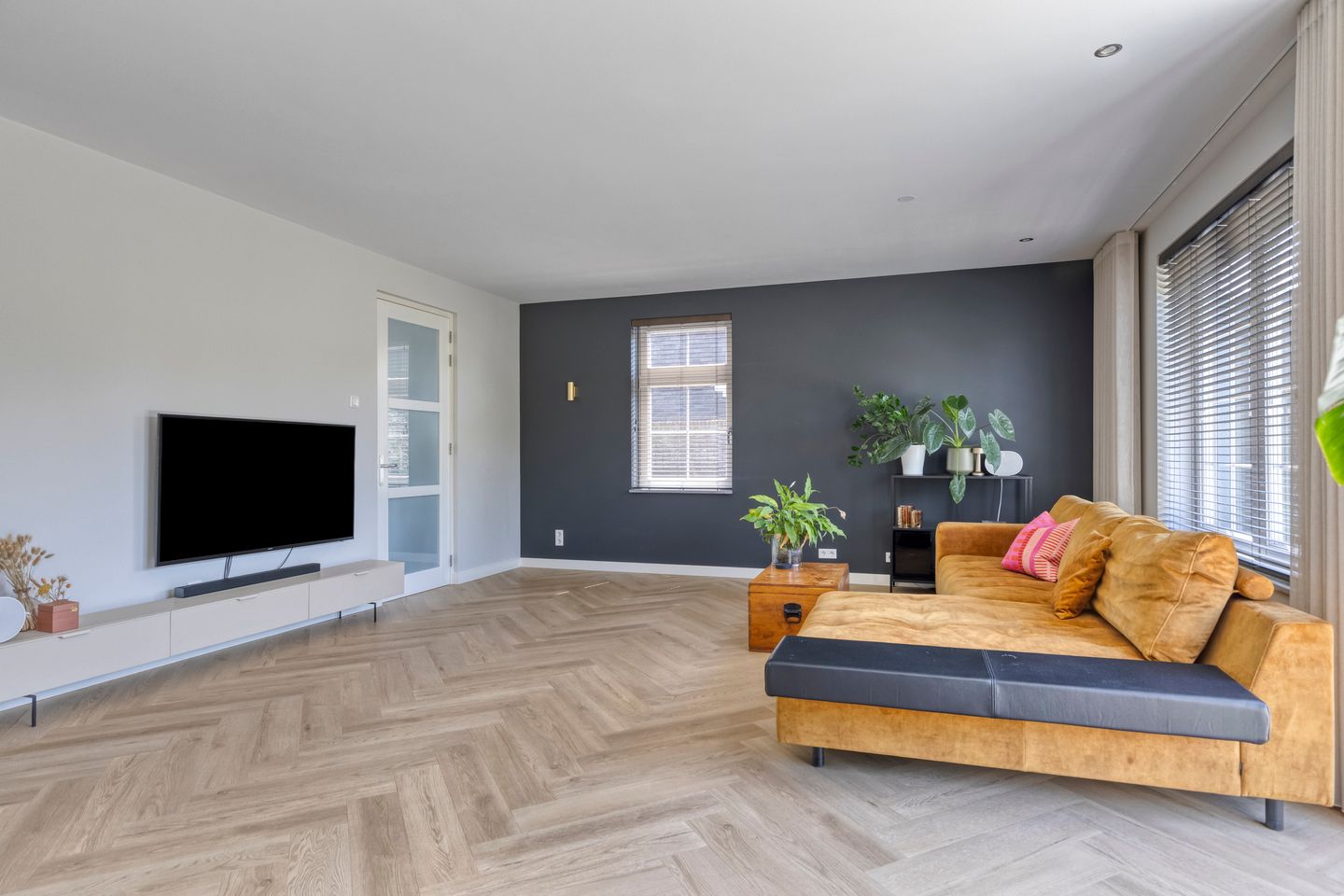 Foto 10 van Spinnewiel 8