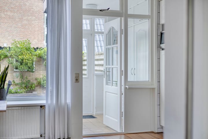 Photo 16 of Zwaluwstraat 28