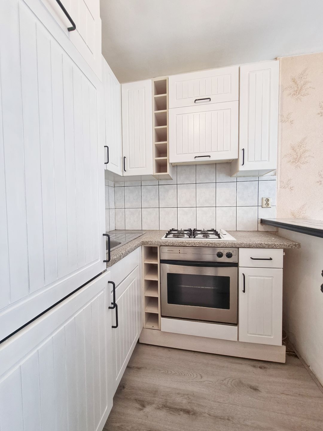 Photo 11 of Kerkraderstraat 3-A