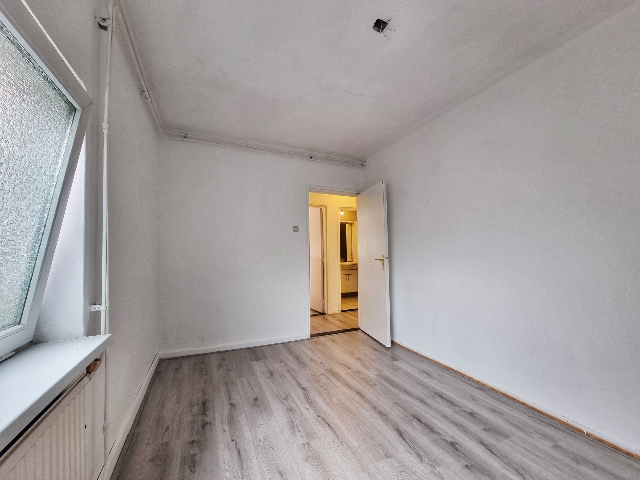 Photo 15 of Kerkraderstraat 3-A