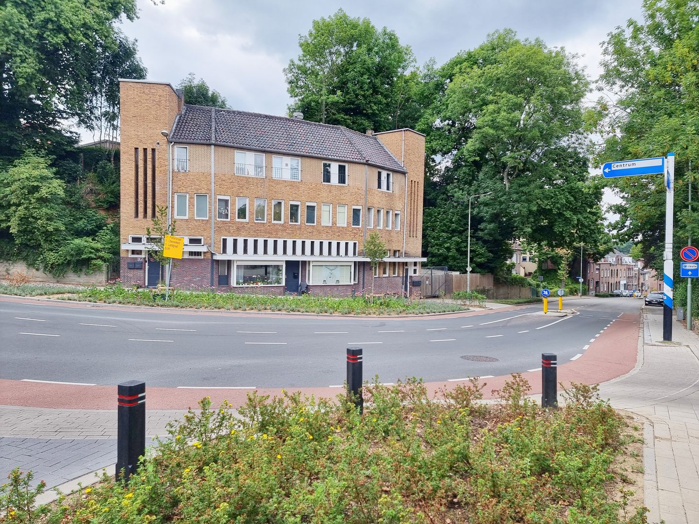 Photo 25 of Kerkraderstraat 3-A