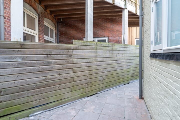 Photo 18 of Johan Willem Frisostraat 18