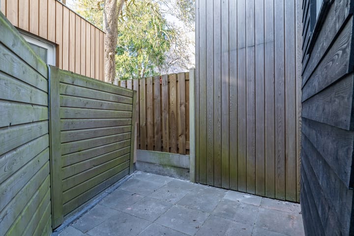 Photo 21 of Johan Willem Frisostraat 18