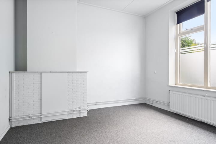 Foto 23 van Dorpsstraat 64