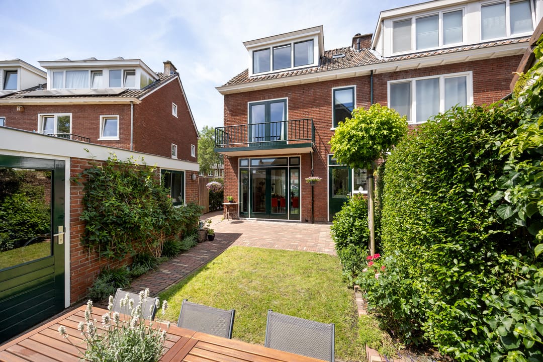 Foto 2 van Van Riebeecklaan 27