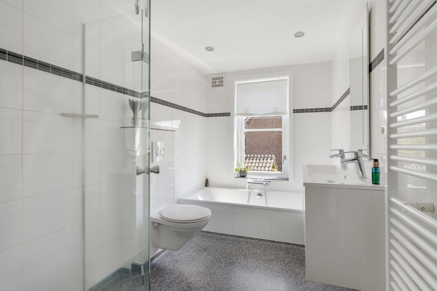 Foto 19 van Van Riebeecklaan 27