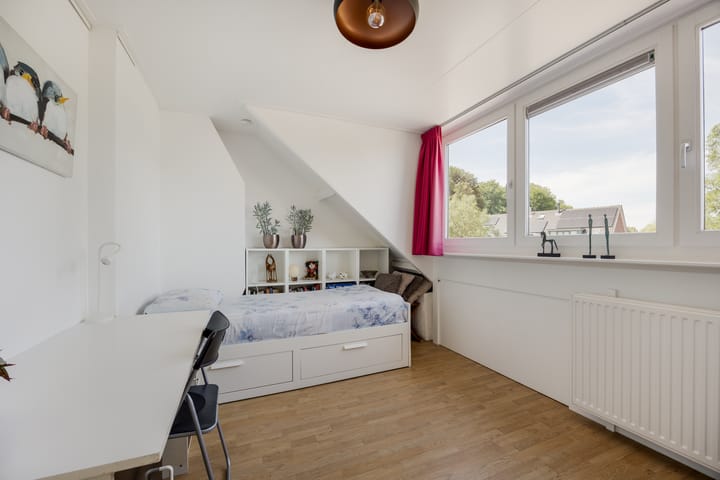 Foto 23 van Van Riebeecklaan 27