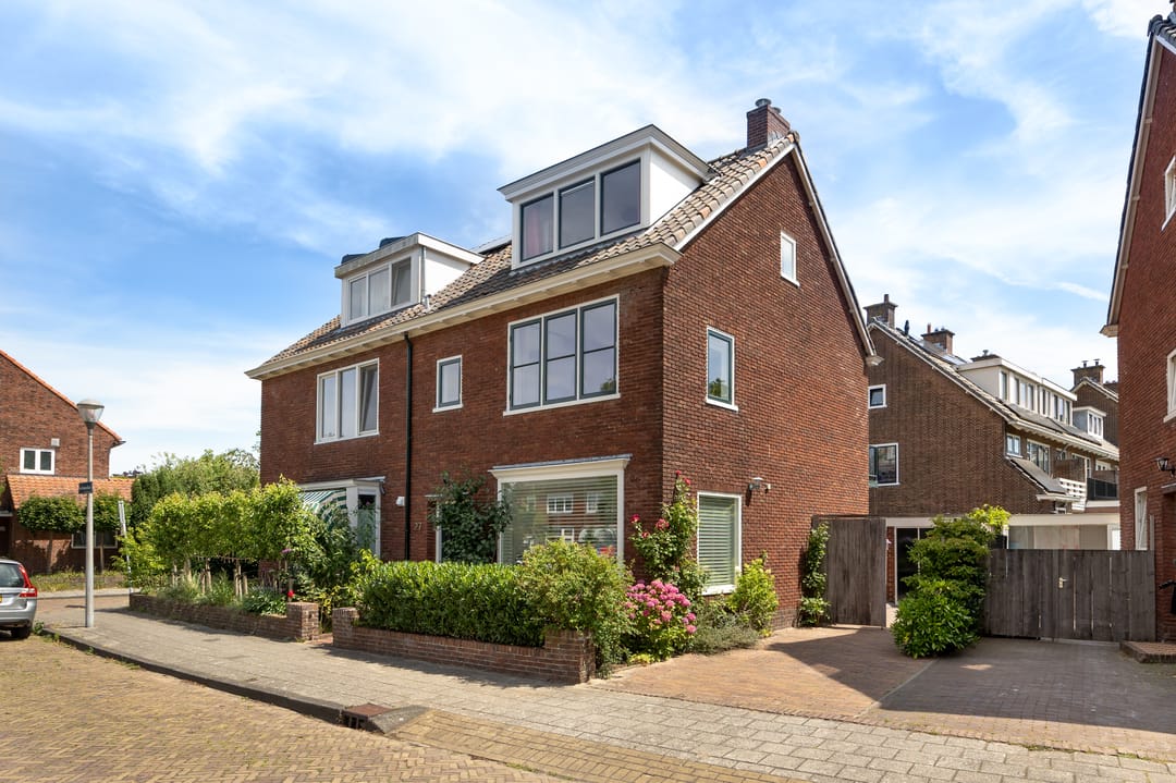 Foto 26 van Van Riebeecklaan 27