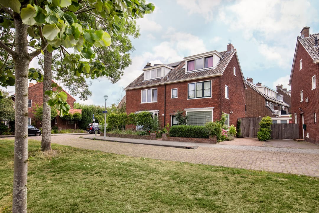 Foto 31 van Van Riebeecklaan 27