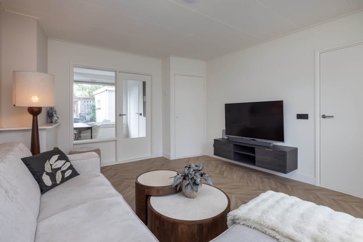 Foto 6 van Theresiastraat 6