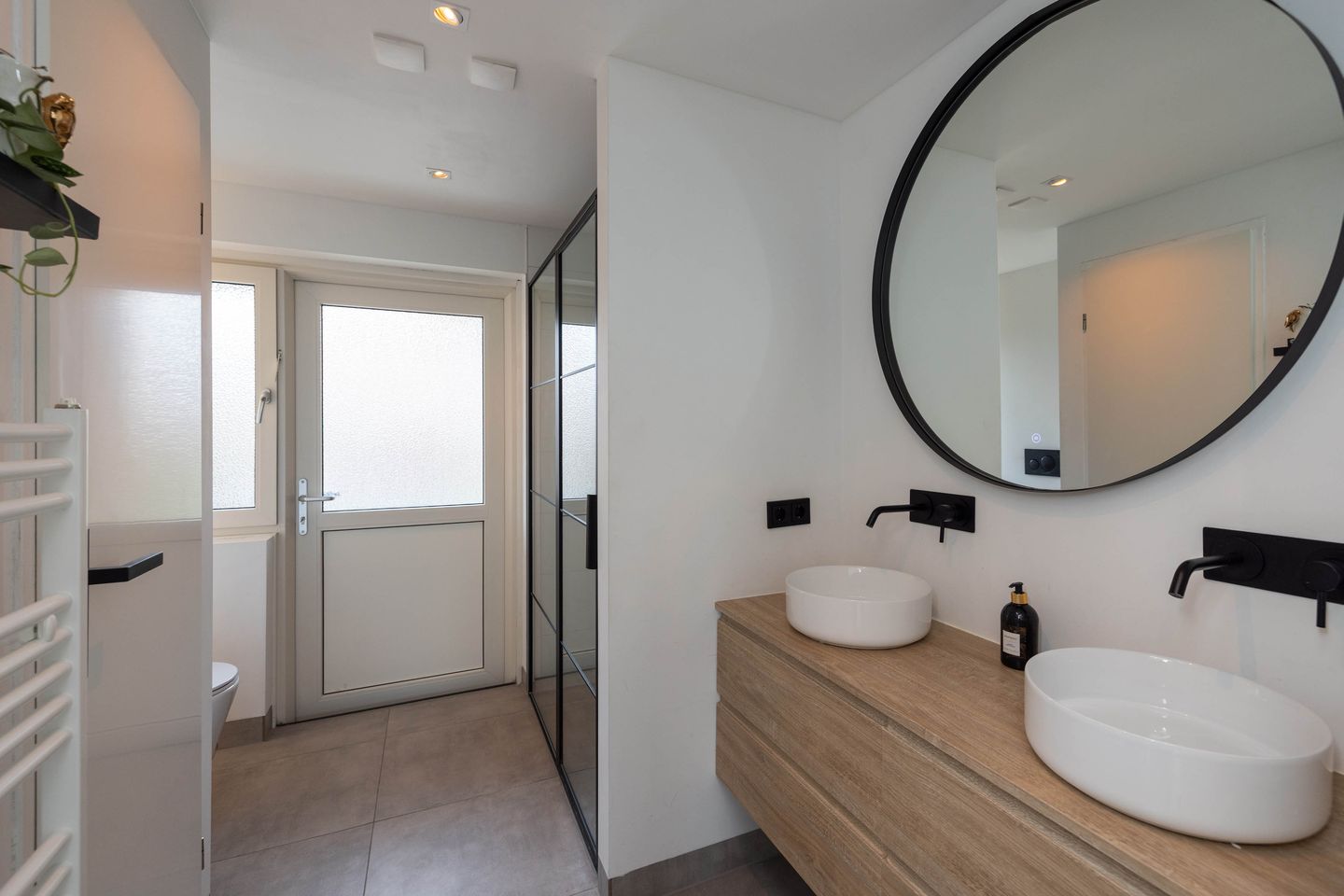 Foto 20 van Theresiastraat 6