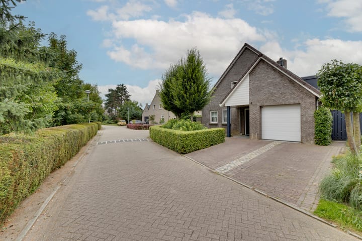 Foto 2 van Hoveniersstraat 9