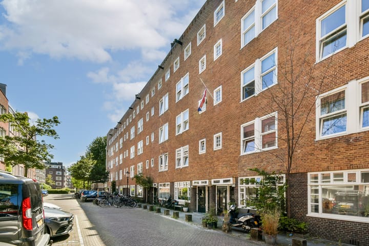 Photo 21 of Van Bossestraat 68-H