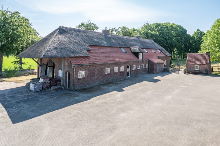 Foto 44 van Roovertsebaan 3