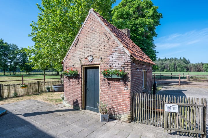 Foto 61 van Roovertsebaan 3