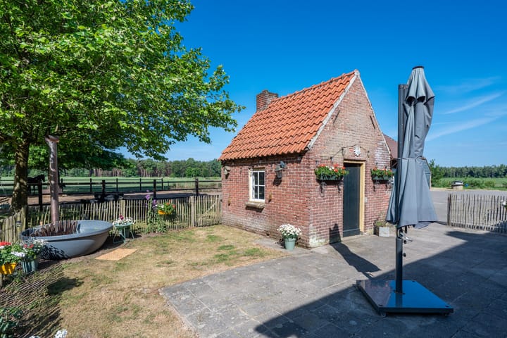 Foto 62 van Roovertsebaan 3