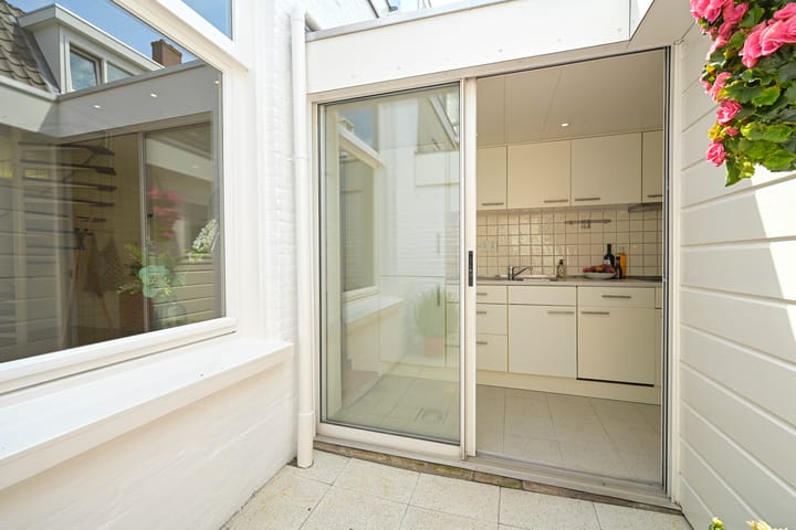 Foto 27 van Jacobastraat 126