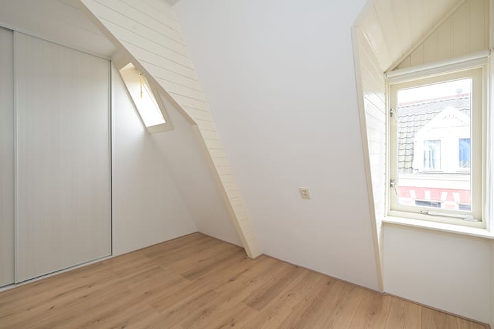 Foto 32 van Jacobastraat 126