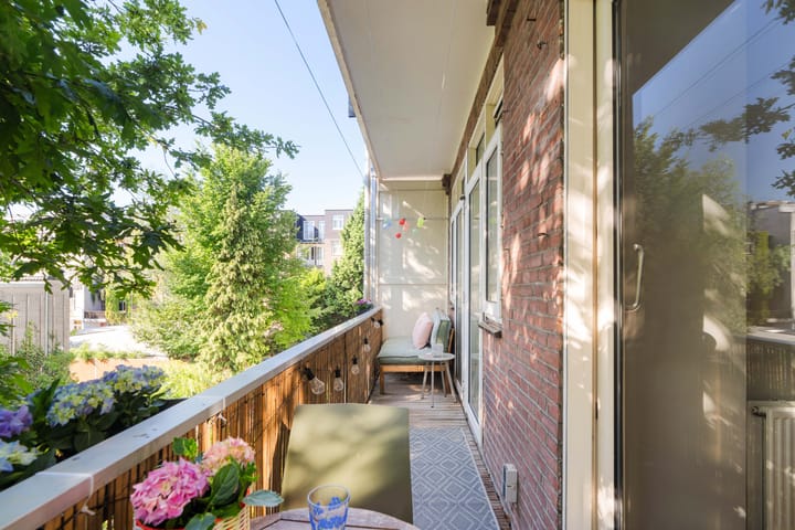 Foto 4 van Van Gentstraat 14-2