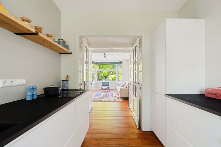 Foto 21 van Van Gentstraat 14-2