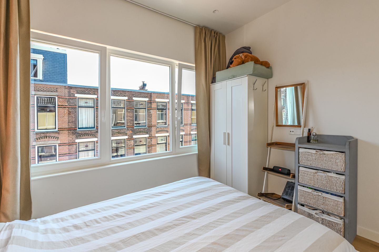 Photo 20 of Hollanderstraat 57