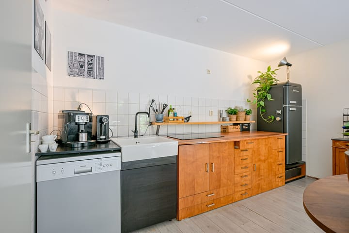 Foto 15 van Lindegracht 26