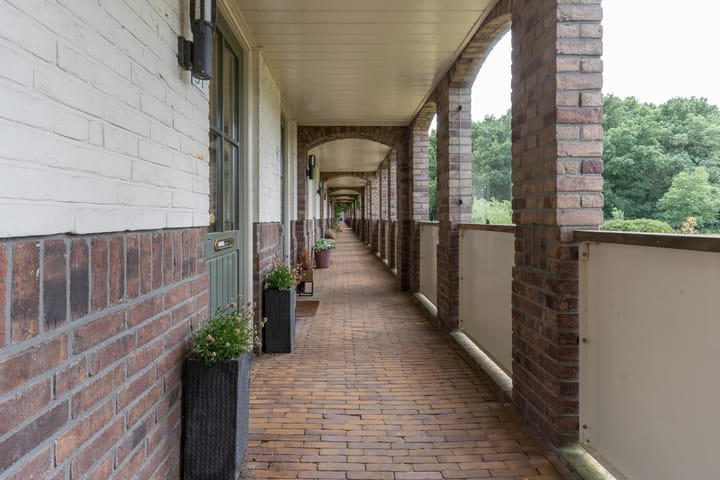 Foto 7 van Groot Horloo 50