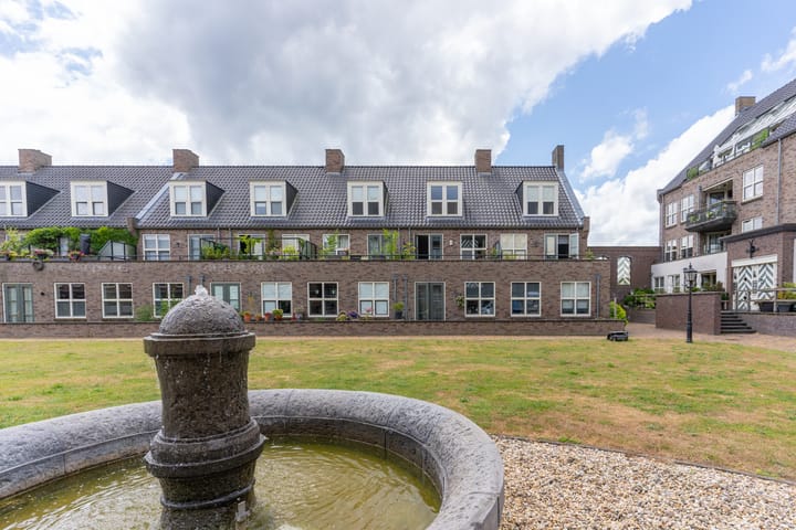 Foto 30 van Groot Horloo 50