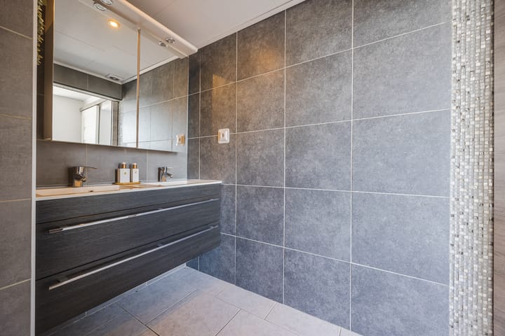 Foto 18 van Kanaalweg 98