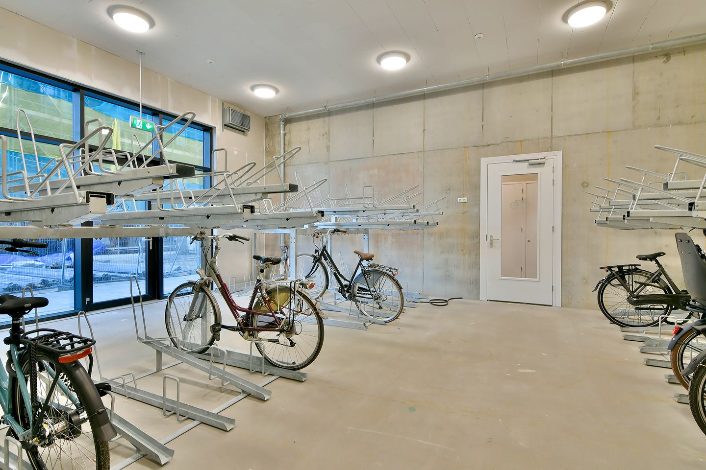 Foto 35 van Dudokstraat 60