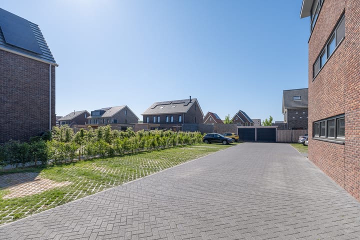 Foto 35 van C. Lofstraat 47