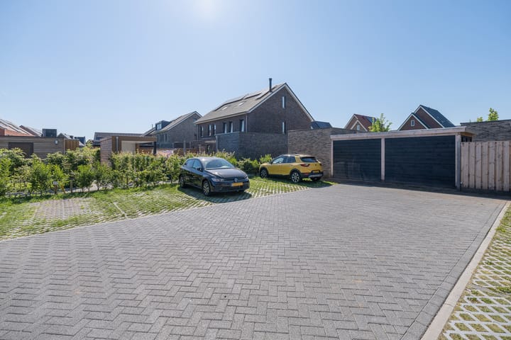 Foto 37 van C. Lofstraat 47