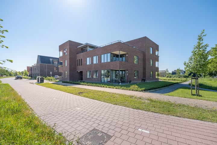 Foto 42 van C. Lofstraat 47