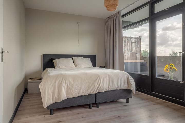 Foto 18 van Tjaarda 188