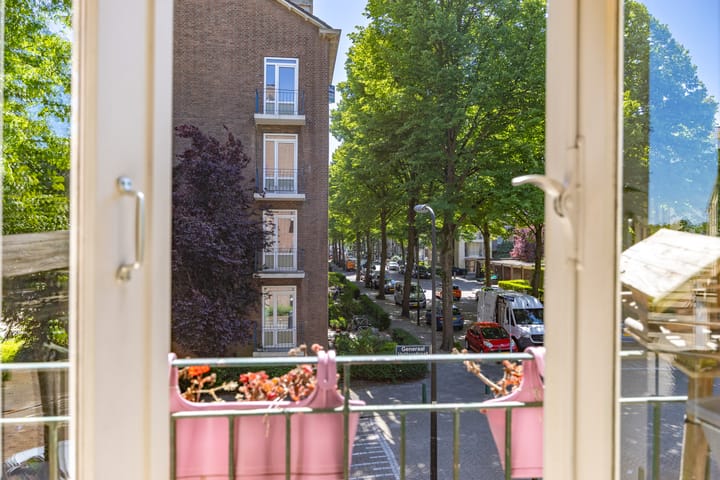 Photo 6 of Dr H. Colijnlaan 99