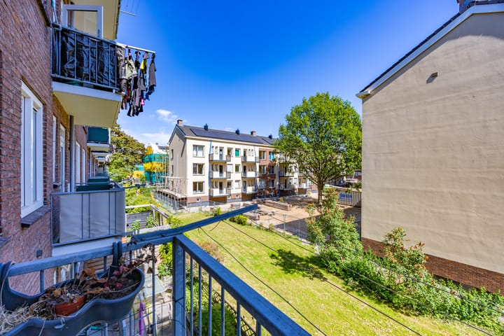 Photo 13 of Dr H. Colijnlaan 99