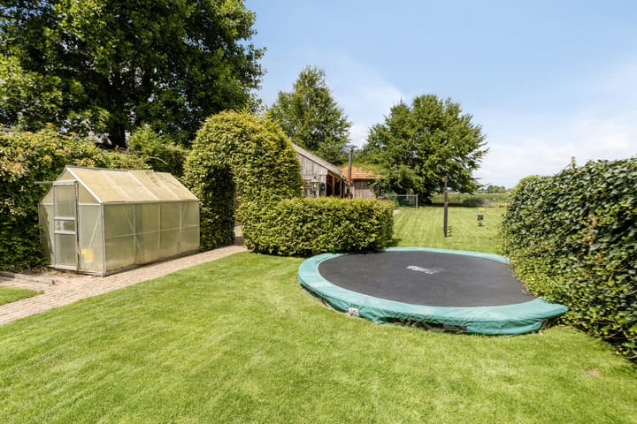 Foto 31 van Meterikseweg 104