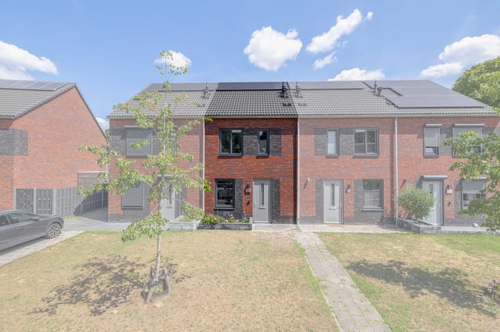 Foto 1 van Pastoor Stassenstraat 68