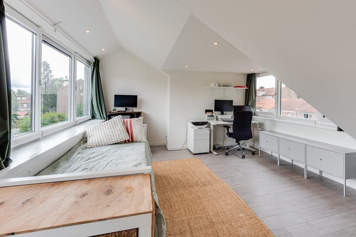 Photo 27 of Celsiuslaan 42