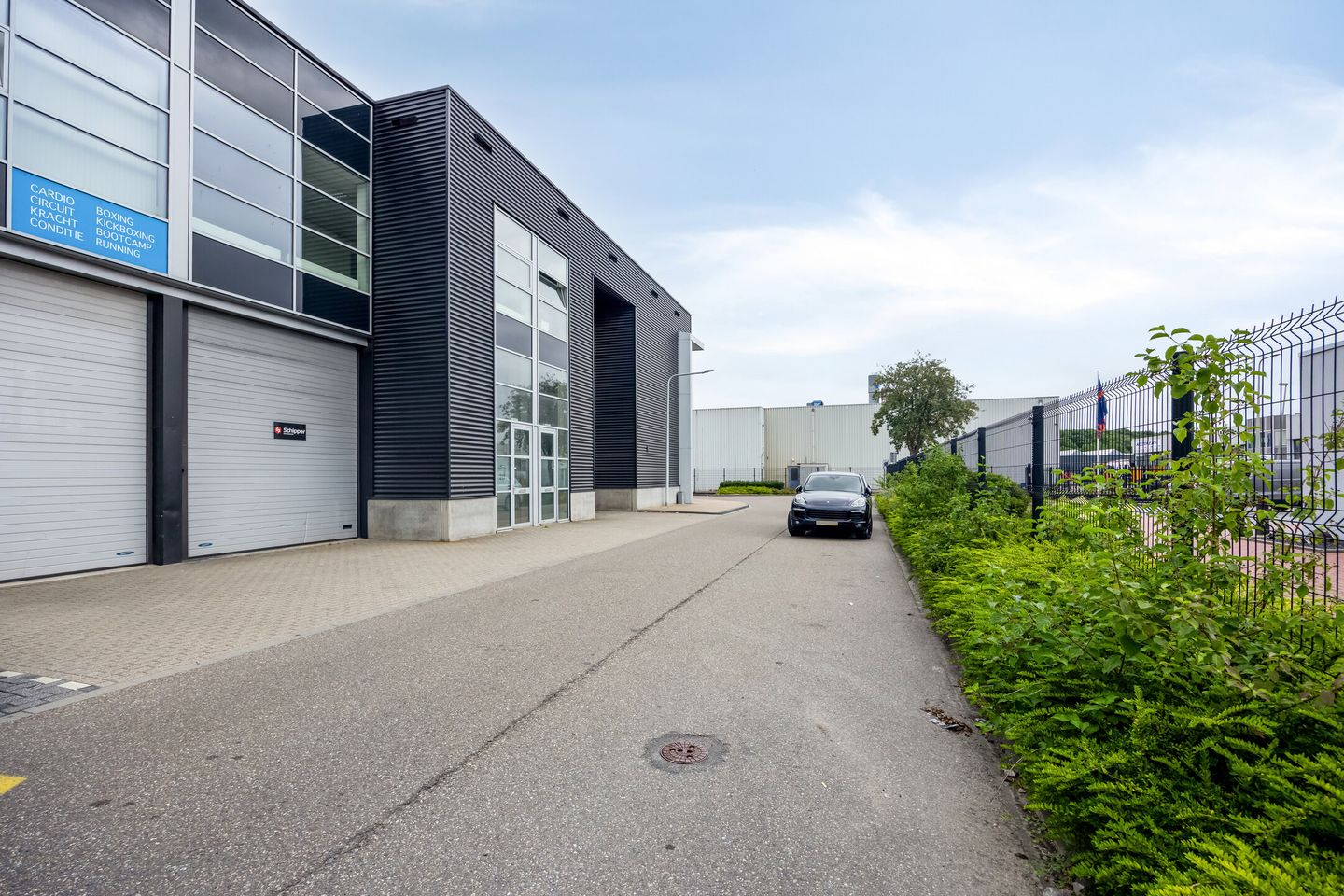 Bekijk foto 2 van Ossenkamp 2-V
