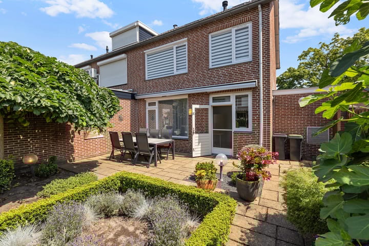 Foto 38 van Steurstraat 13