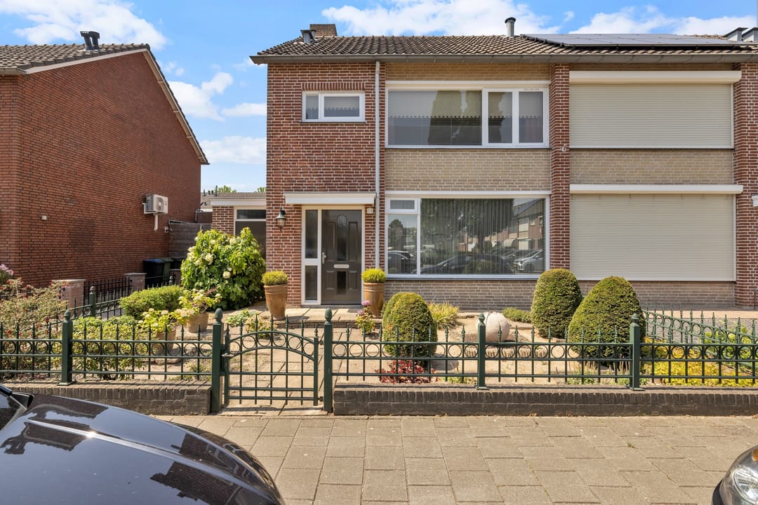 Photo 7 of Steurstraat 13