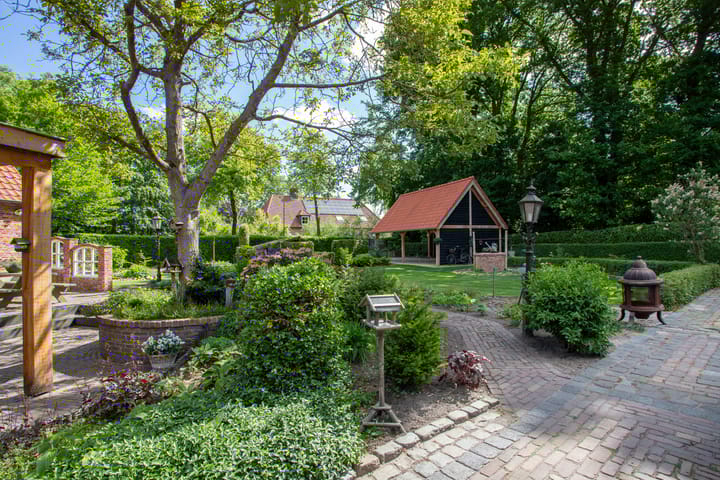 Foto 44 van Vloeieind 16