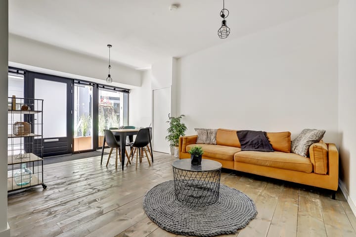 Foto 2 van Papegaaistraat 14