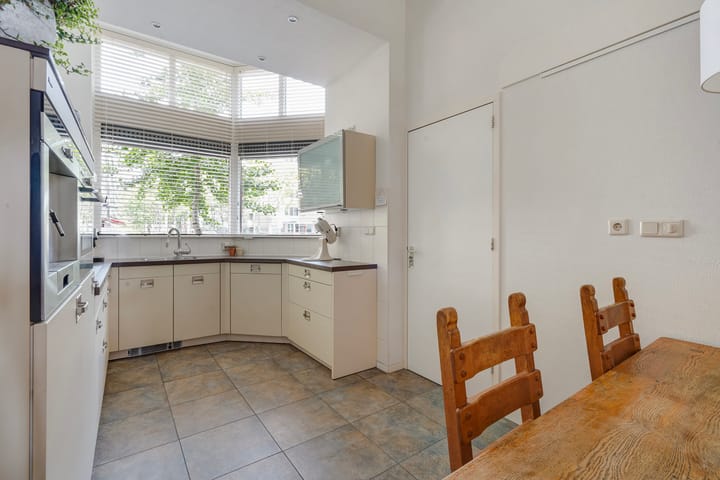 Foto 12 van Leyweg 45