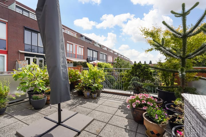 Foto 19 van Leyweg 45