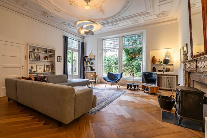 Foto 12 van Herestraat 88