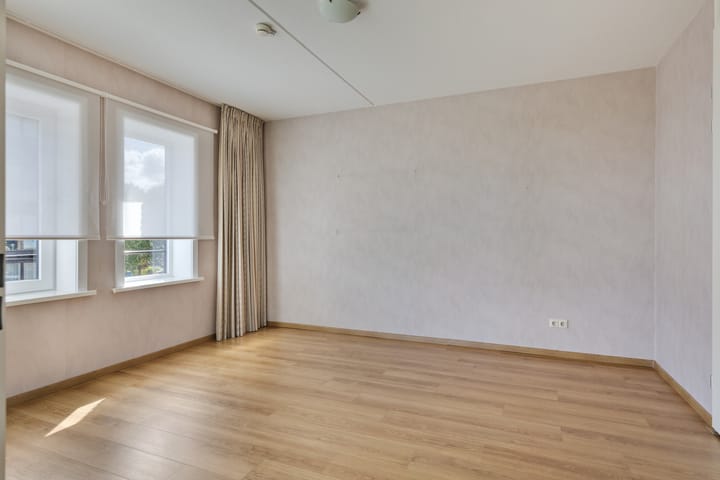 Foto 22 van Alberdingk Thijmstraat 115